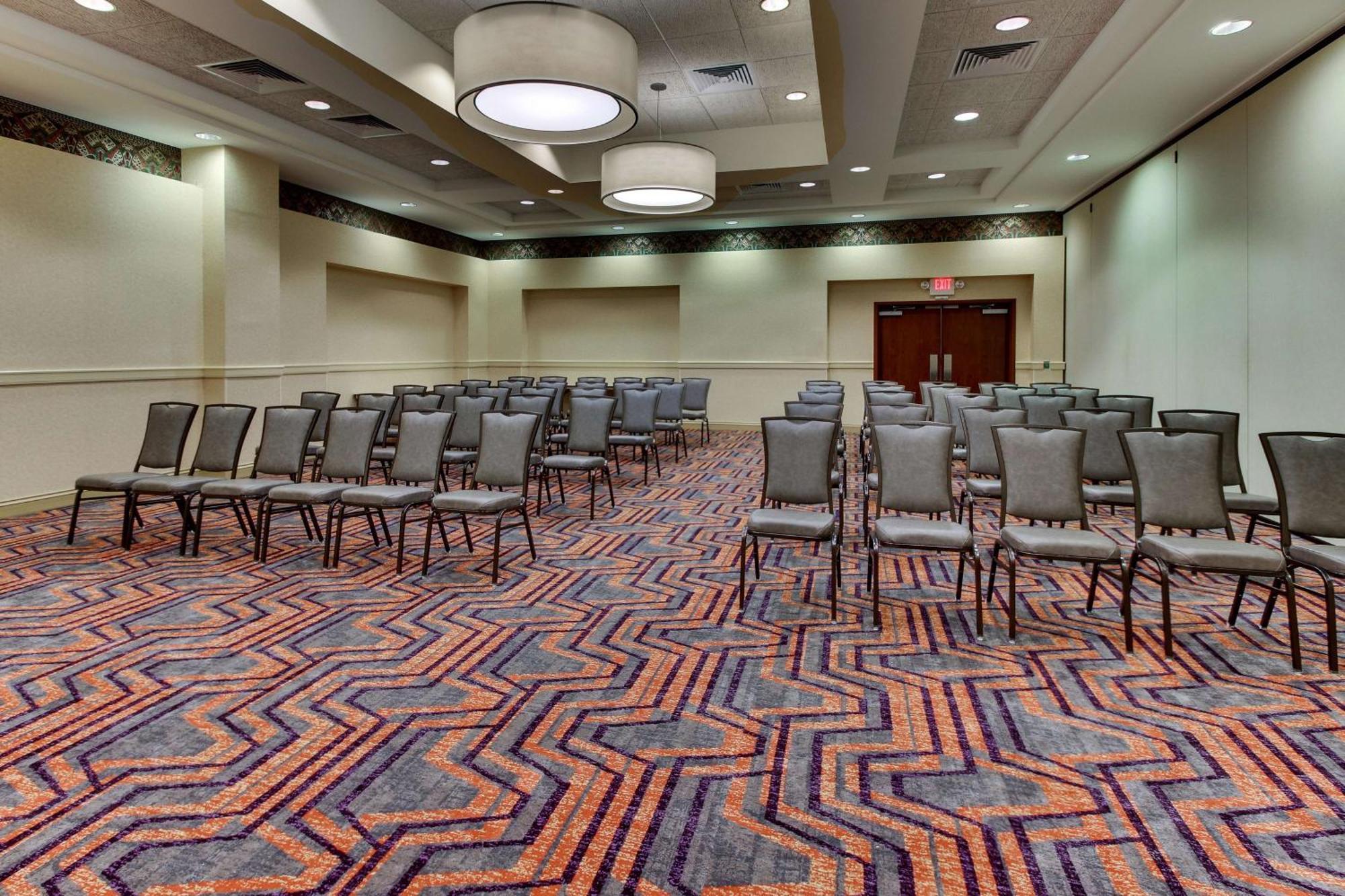 Drury Inn & Suites מרידיאן מראה חיצוני תמונה