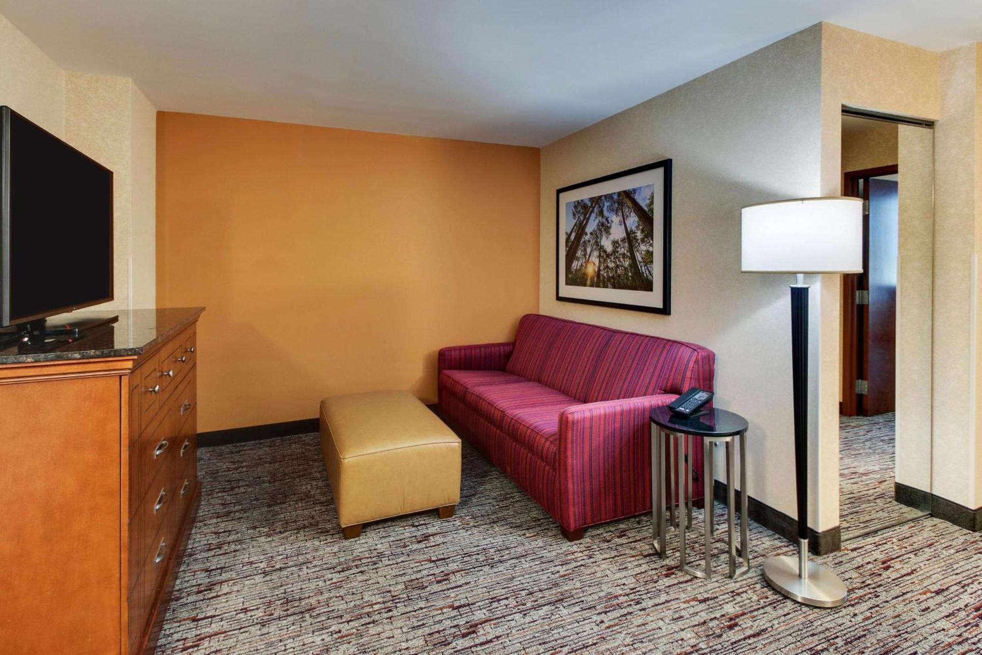 Drury Inn & Suites מרידיאן מראה חיצוני תמונה